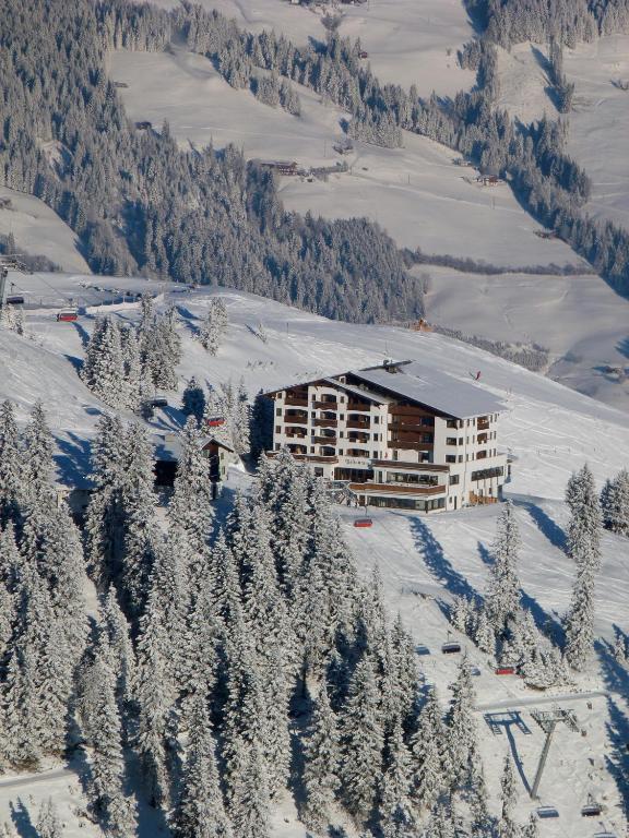 Ehrenbachhohe On Top Of The Mountain Кицбюел Екстериор снимка